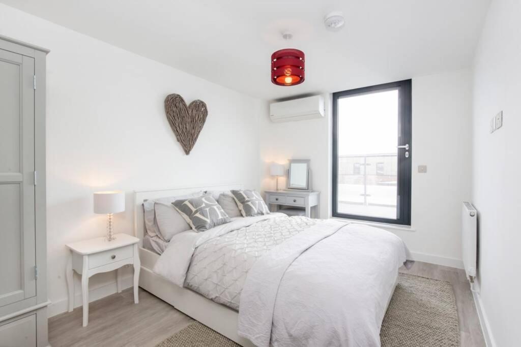 2 Bedroom Penthouse - Large Balcony - Minster View York Exterior foto