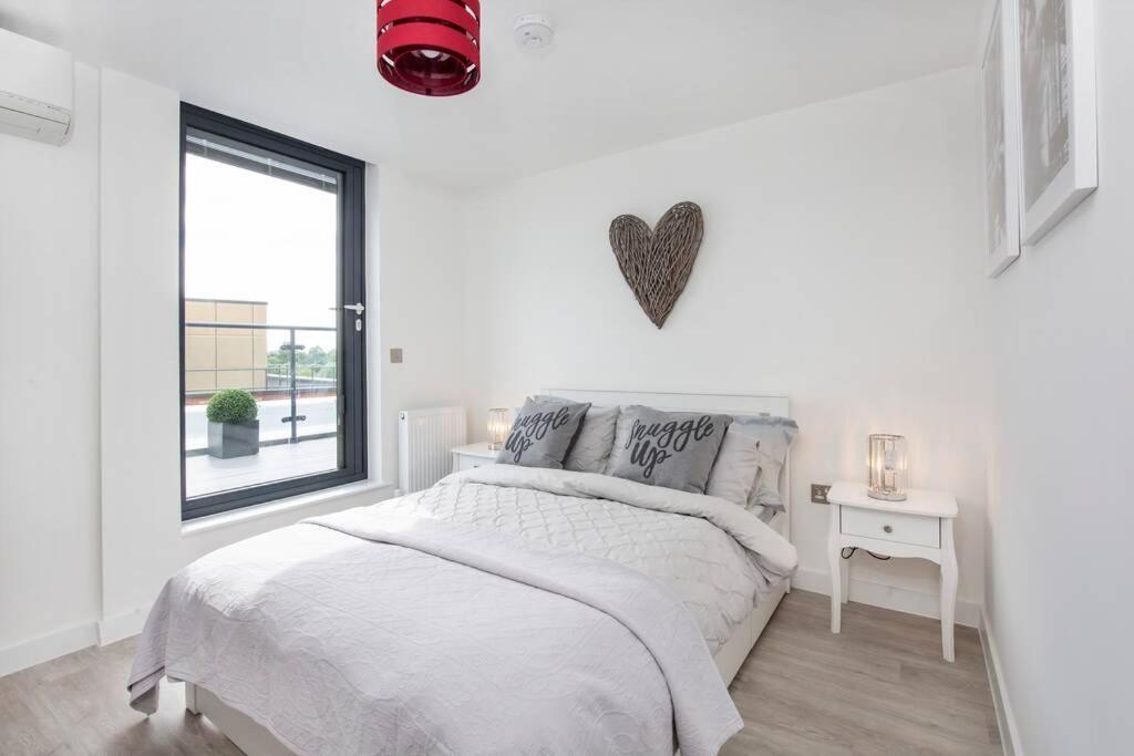 2 Bedroom Penthouse - Large Balcony - Minster View York Exterior foto
